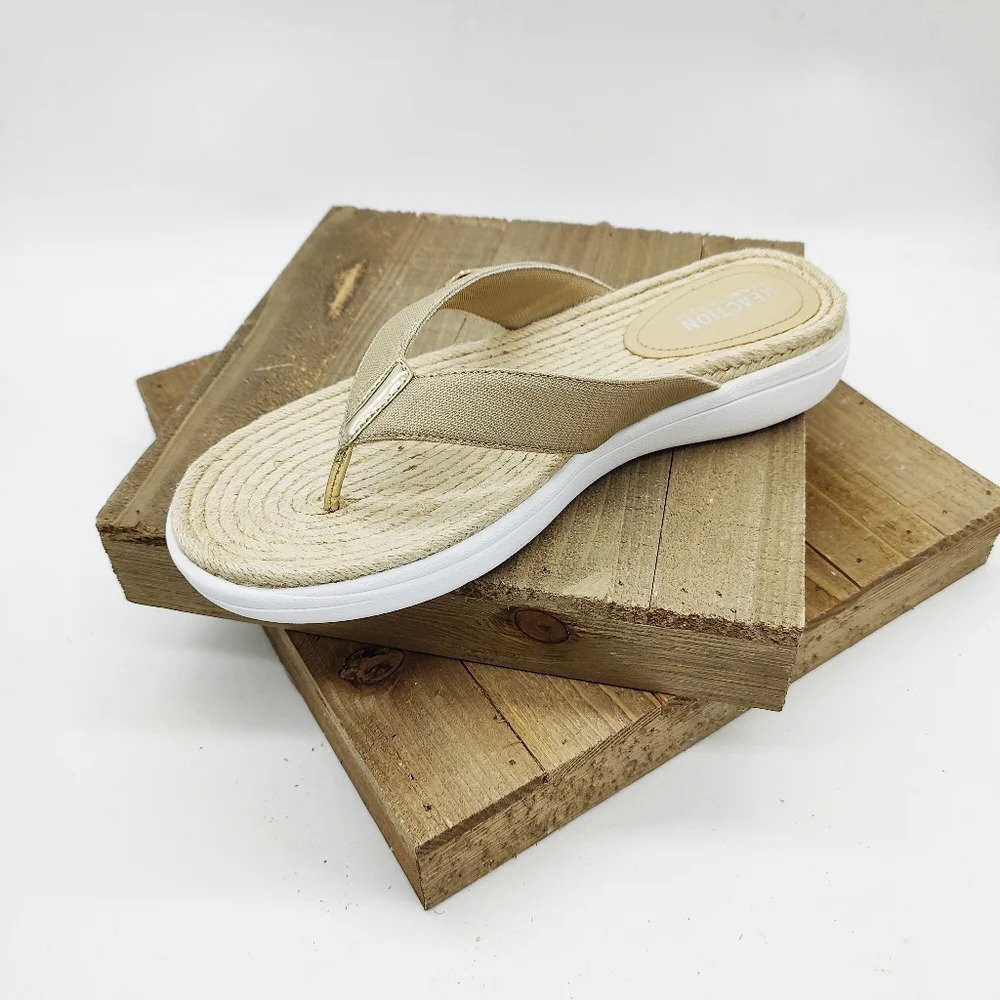 New In Box! Kenneth Cole Reaction • Straw Sole Slipper Sandals • Size 9.5